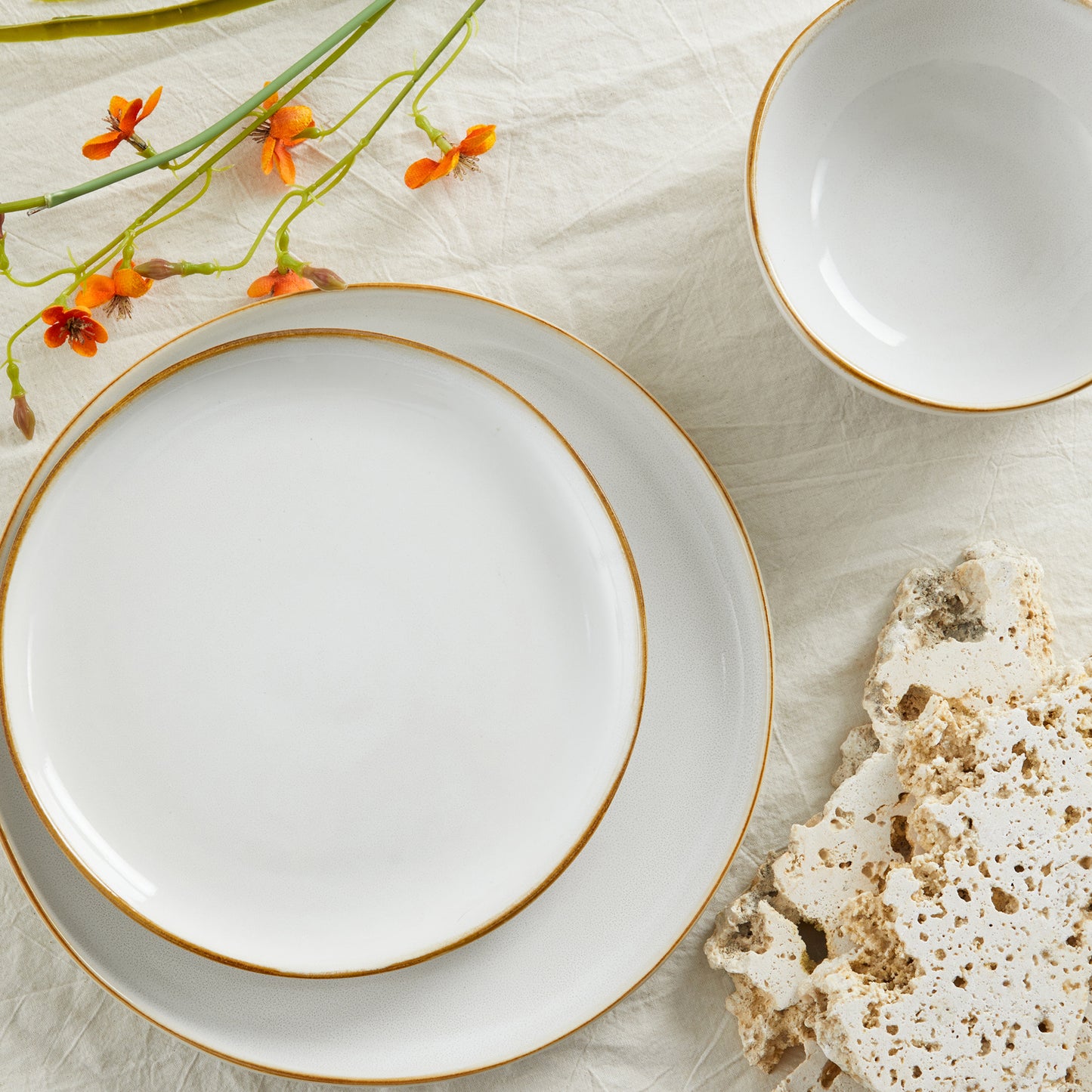 Pokini 24-Piece Stoneware Dinnerware Sets, Kitchen Plates and Bowls Sets, Dish Sets service for 8,White