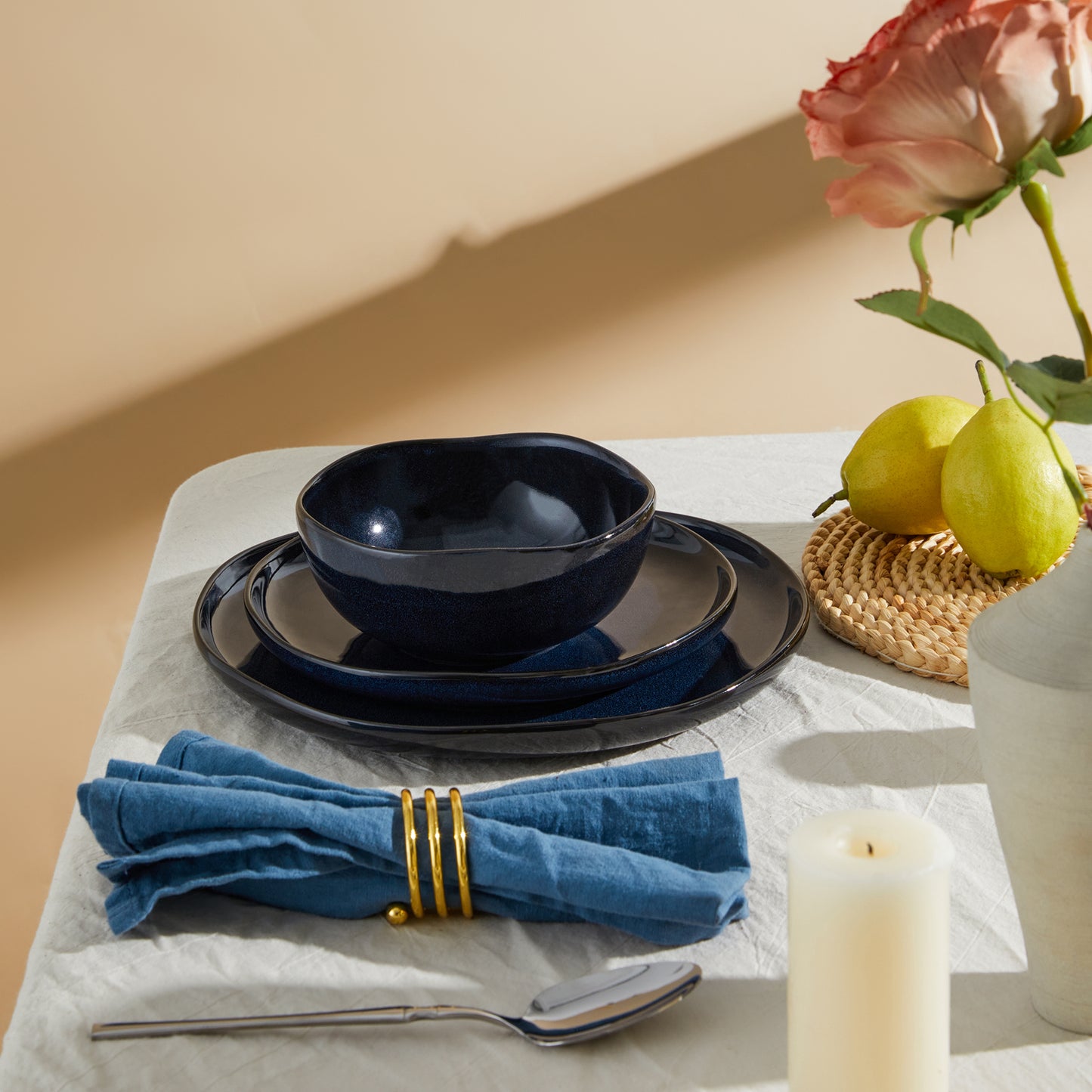 Pokini 18-Piece Stoneware Dinnerware Sets, Kitchen Plates and Bowls Sets, Dish Sets service for 6,Starry Blue