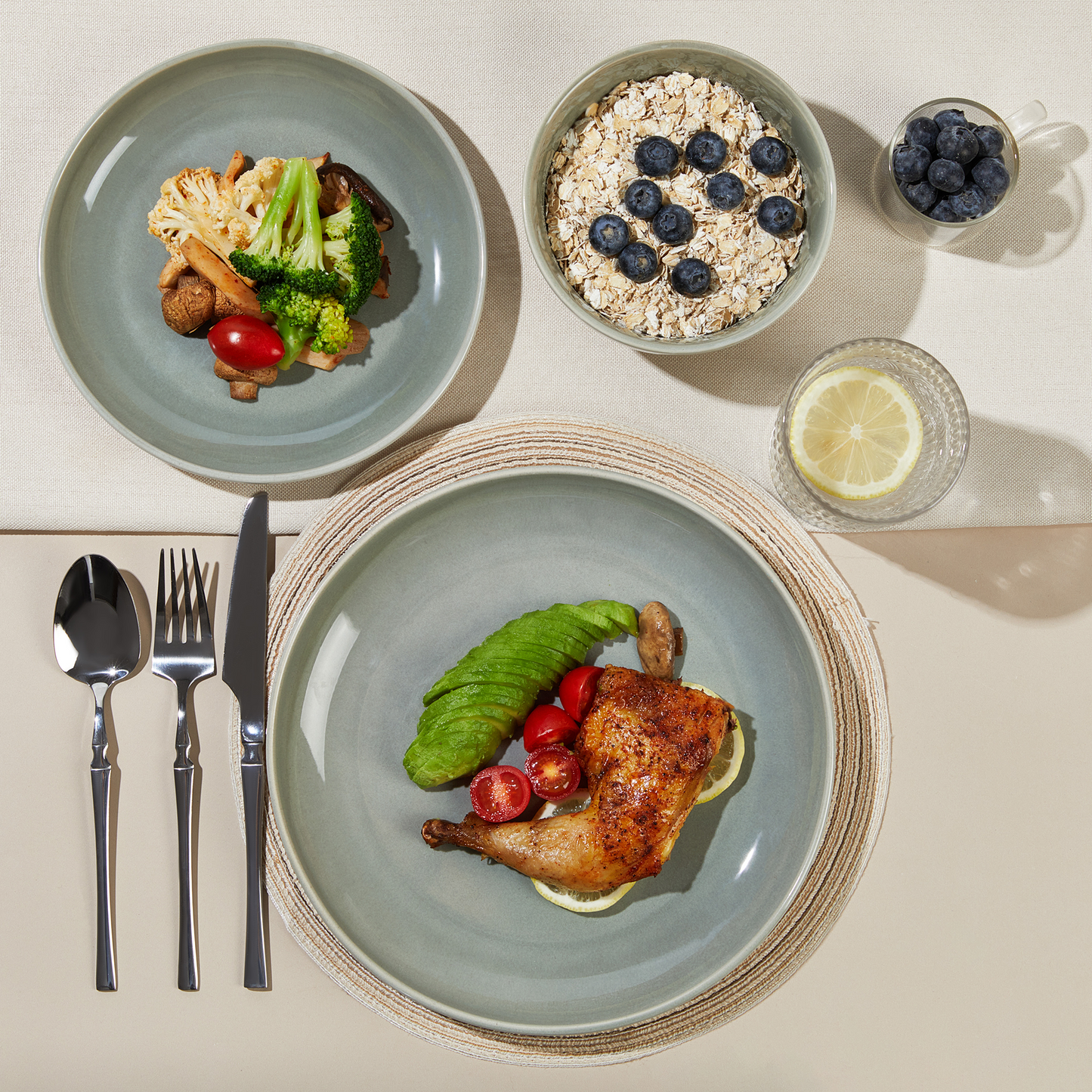 Stoneware Dinnerware Set, POKINI 18 PCS Reactive Glaze Plates and Bowls Set, Handmade Round Ceramic Dish Sets Service for 6, Highly Chip and Crack Resistant Modern Dinner Plate Set, Gradient Green