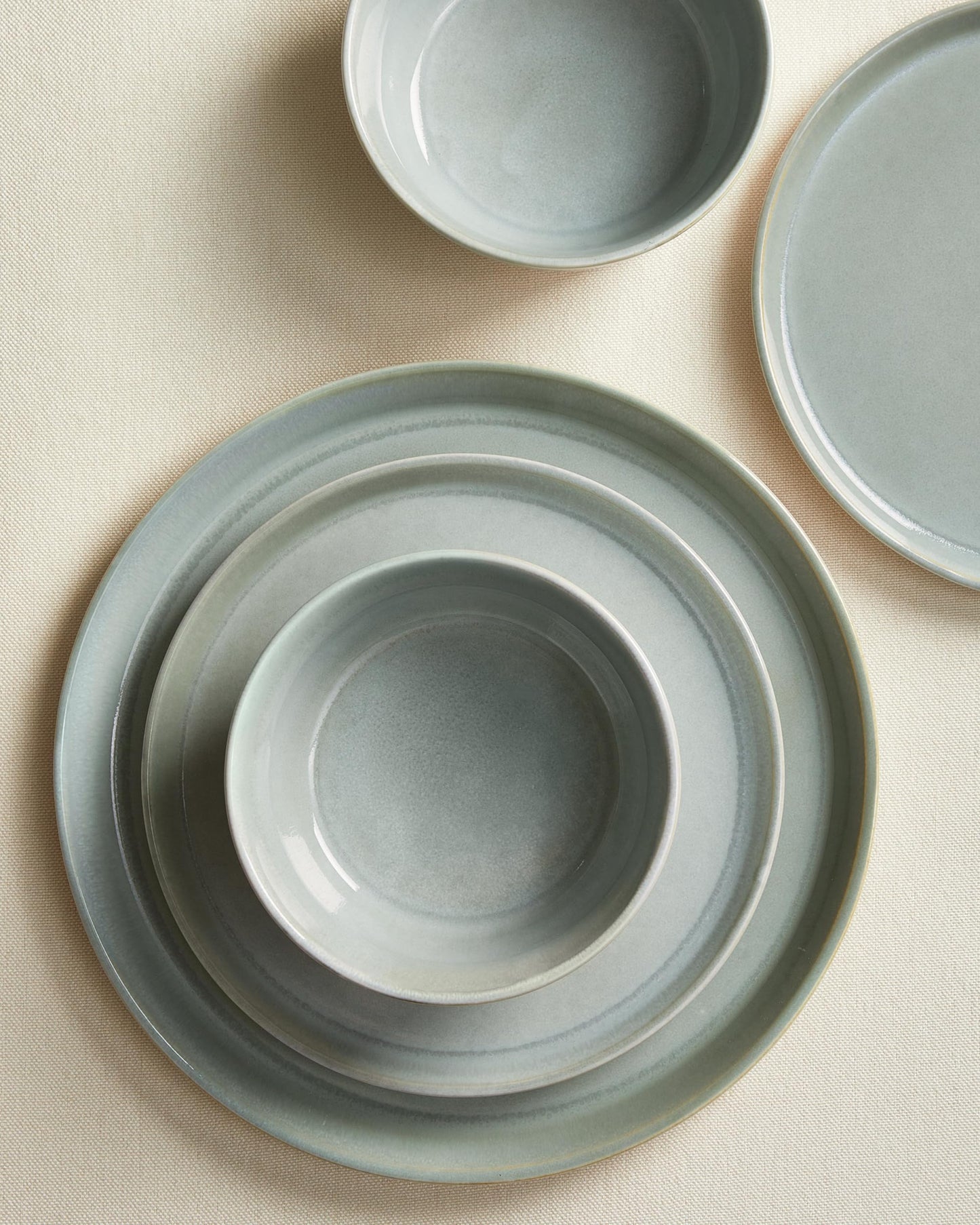Pokini Stoneware Dinnerware Set for 4, 12PCS Plates and Bowls Set, Microwave & Dishwasher Safe Dinner Set, Modern Handmade Durable Dish Sets, Gradient Green