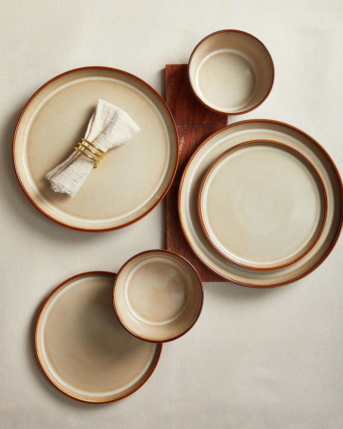 Pokini Stoneware Dinnerware Set for 8, 24PCS Plates and Bowls Set, Microwave & Dishwasher Safe Dinner Set, Modern Handmade Durable Dish Sets, Amber Brown